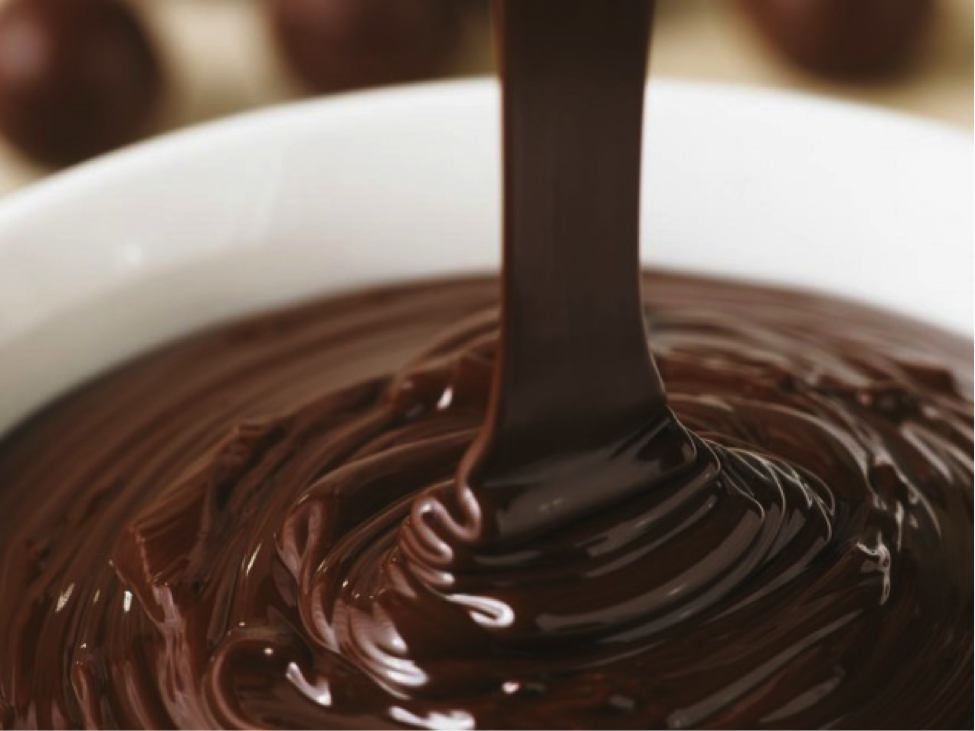 Шоколадное лакомство. Темный кувертюр 64 % какао